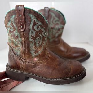 Justin Boots Womens Gemma Embroidered Round Toe Cowboy Mid Calf Boots size 8.5